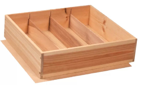 Chest of 4 Bottles