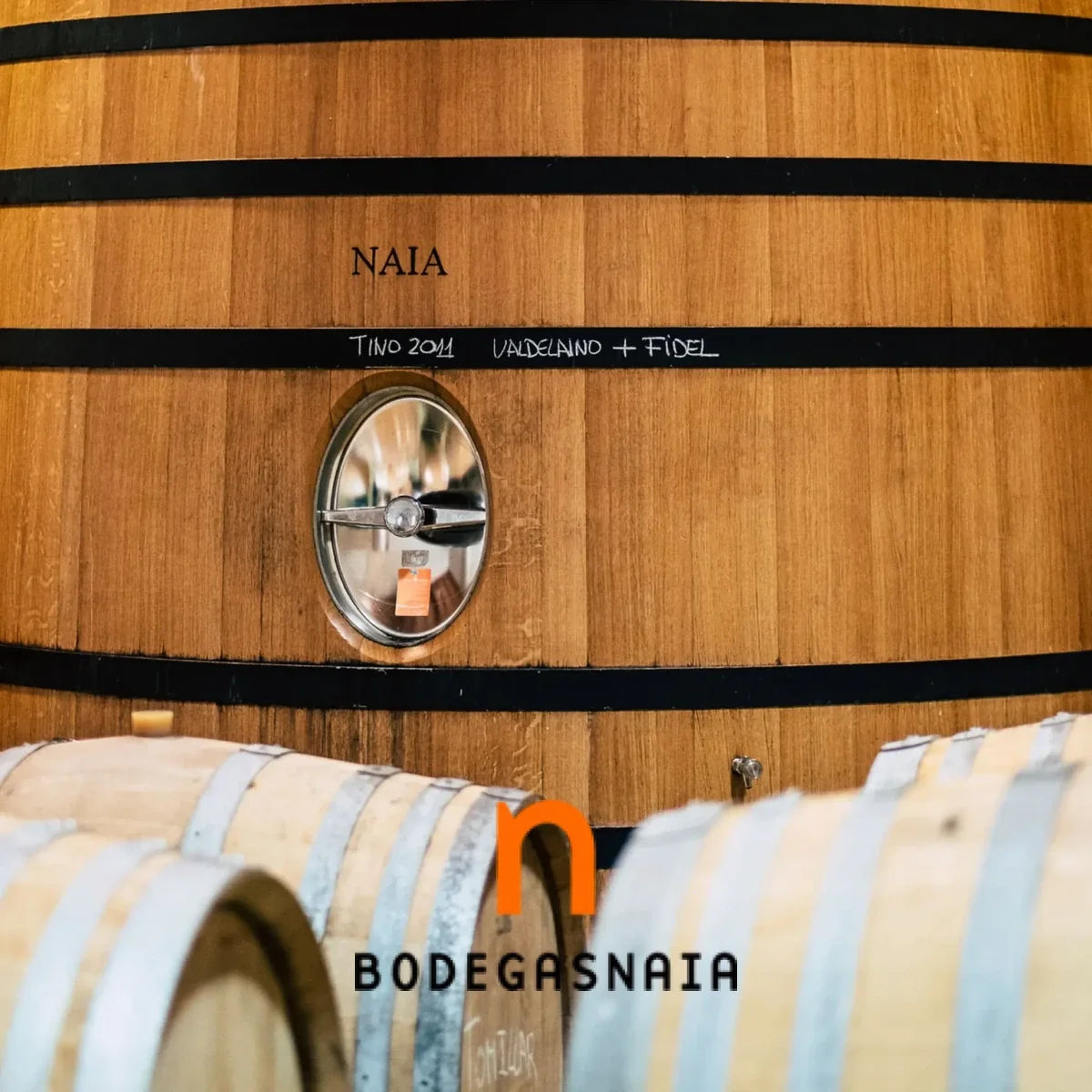 Bodegas Naia – wijnkelder met origineel logo