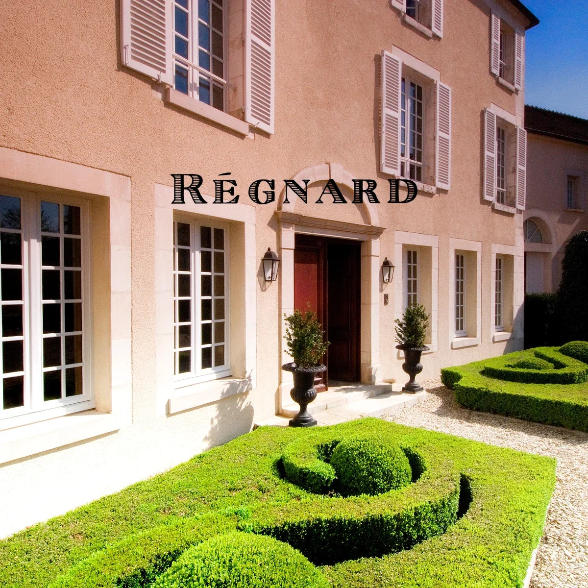 Maison Régnard — wijnhuis met logo
