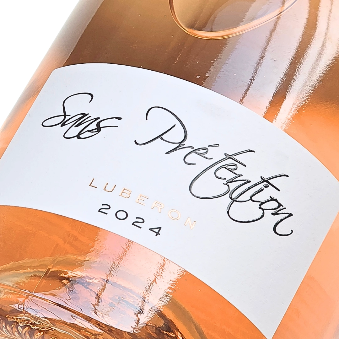 Sans Pretention Luberon Rosé close up